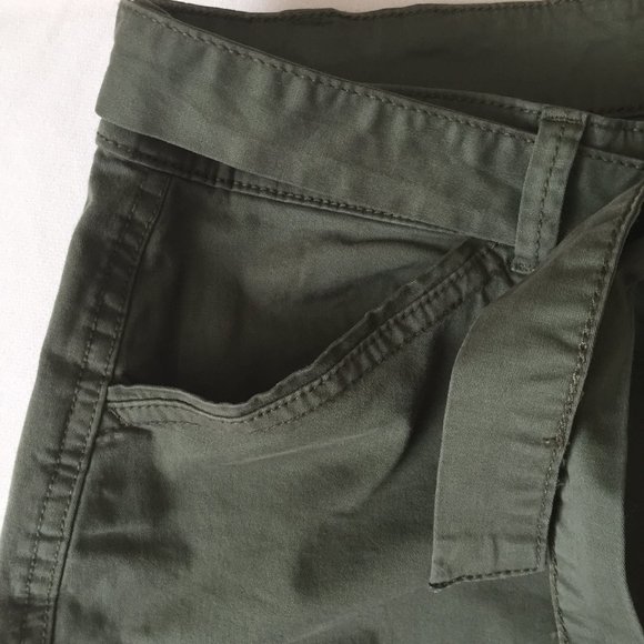 Mid-Rise Cotton Stretch Cropped / Ankle Pants - Picture 6 of 9